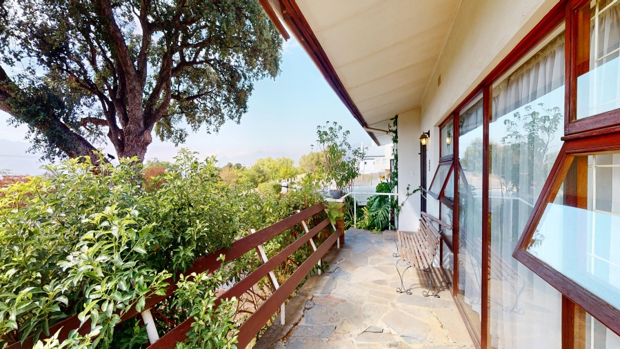 3 Bedroom Property for Sale in Courtrai Western Cape